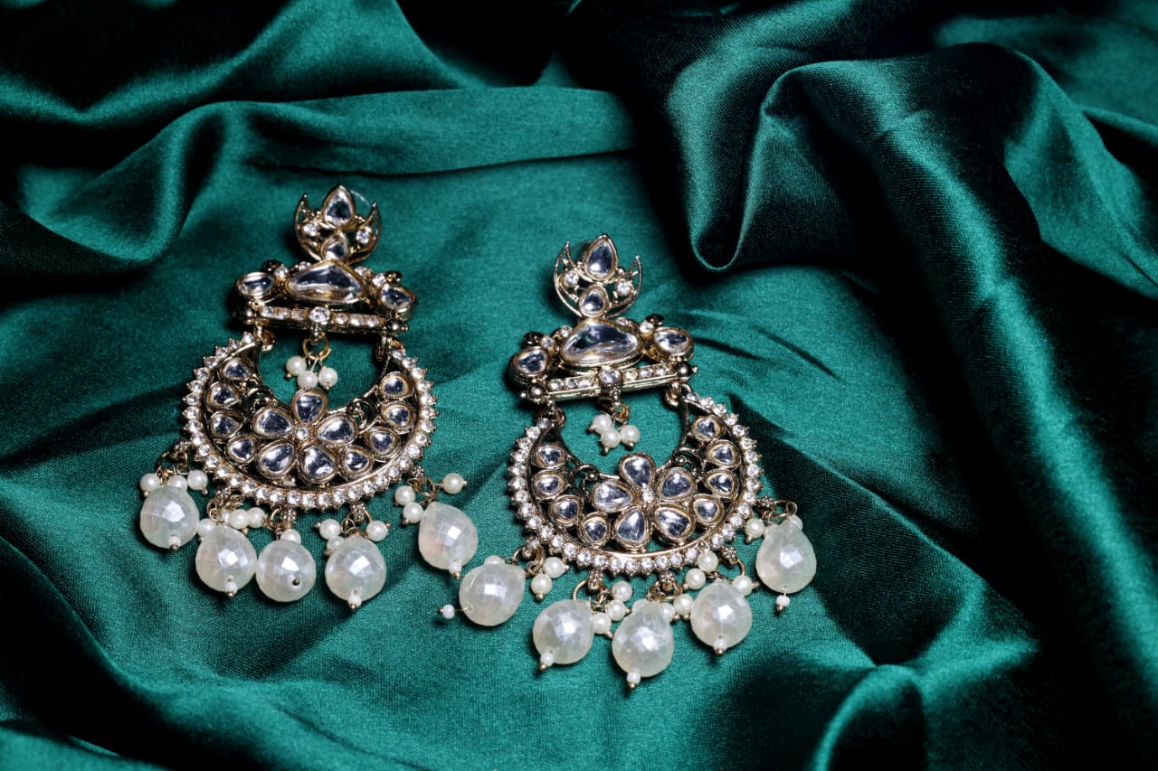Royal kundan chandbalis with pearl drops